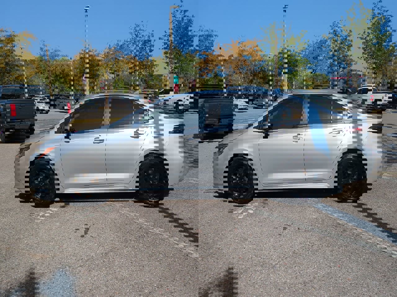 2022 Toyota Corolla LE photo 8