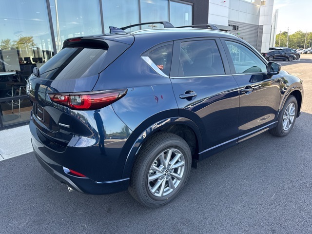 2025 Mazda CX-5 2.5 S Preferred photo 3
