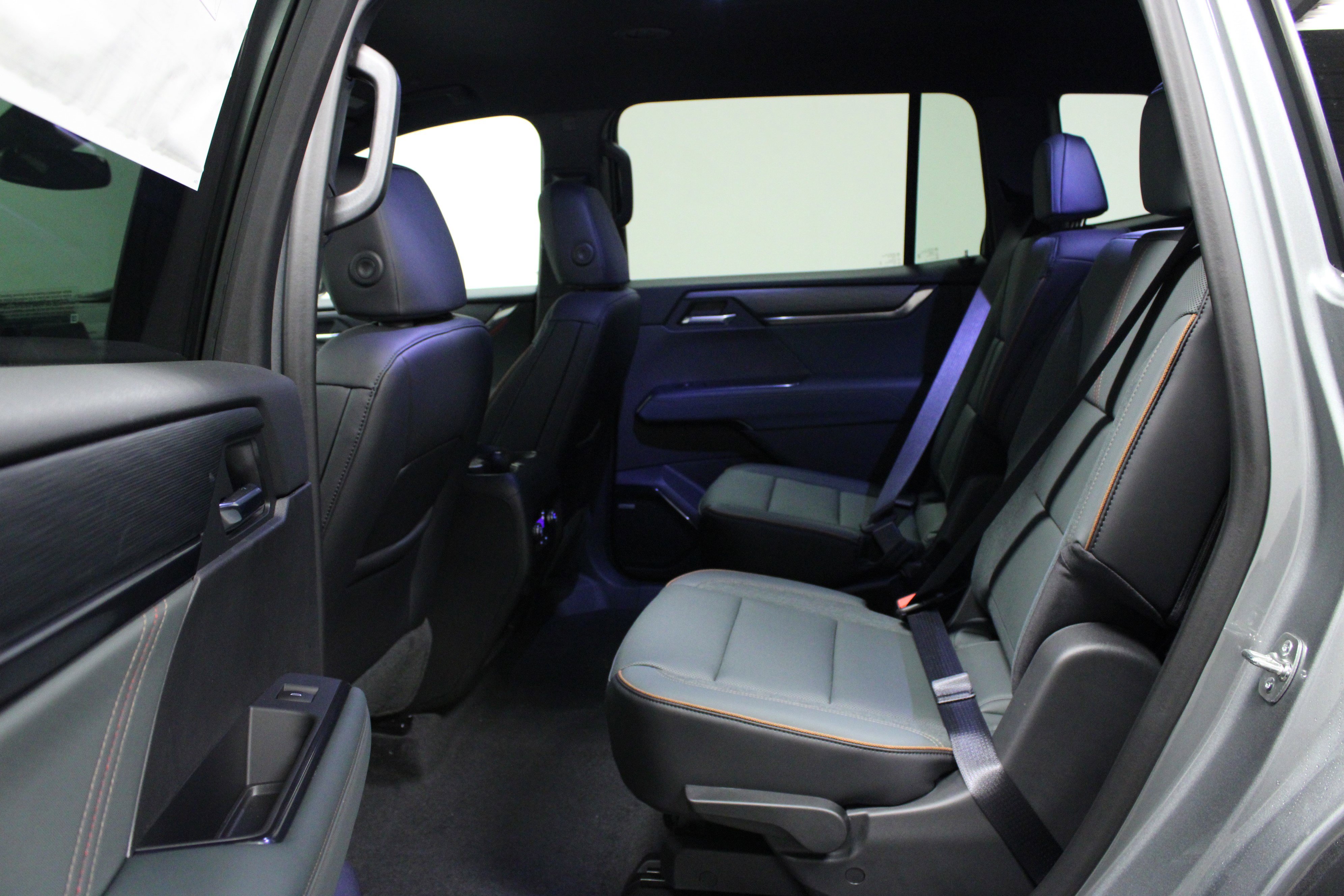 2025 Gmc Acadia AT4 photo 10