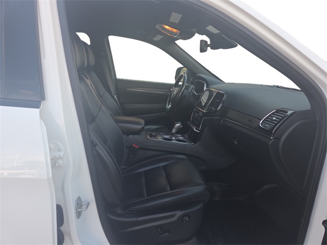 2021 Jeep Grand Cherokee Anniversary Edition photo 12