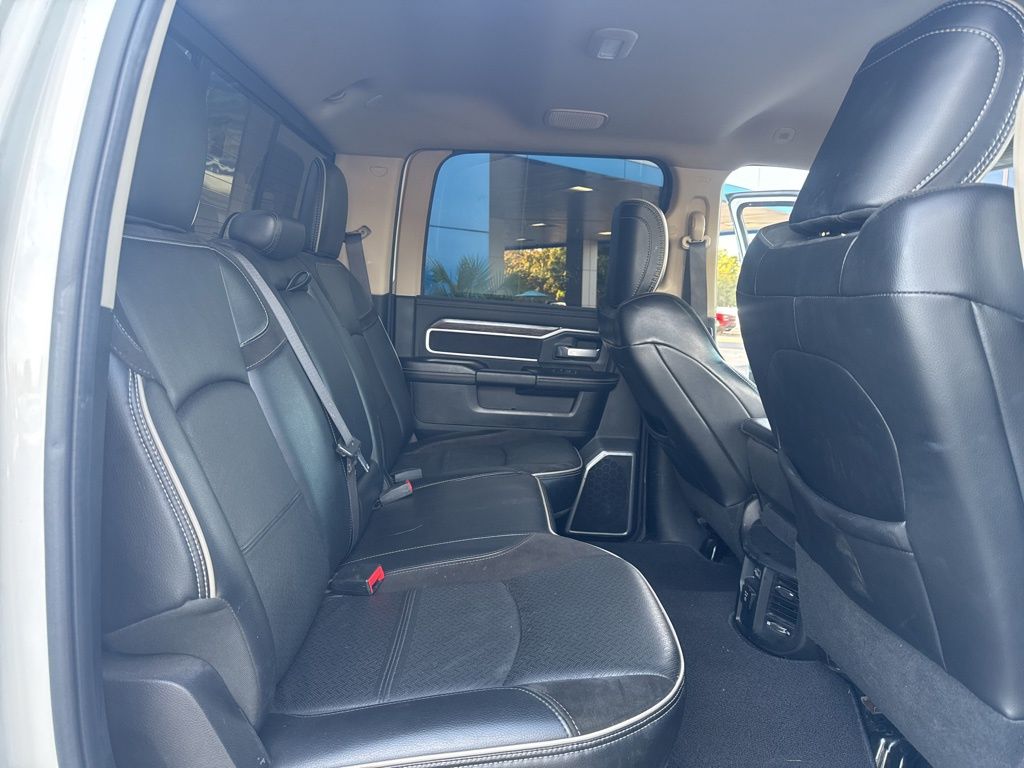 2020 Ram 2500 Laramie photo 29