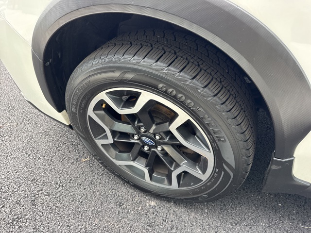 2017 Subaru Crosstrek 2.0i Premium photo 8