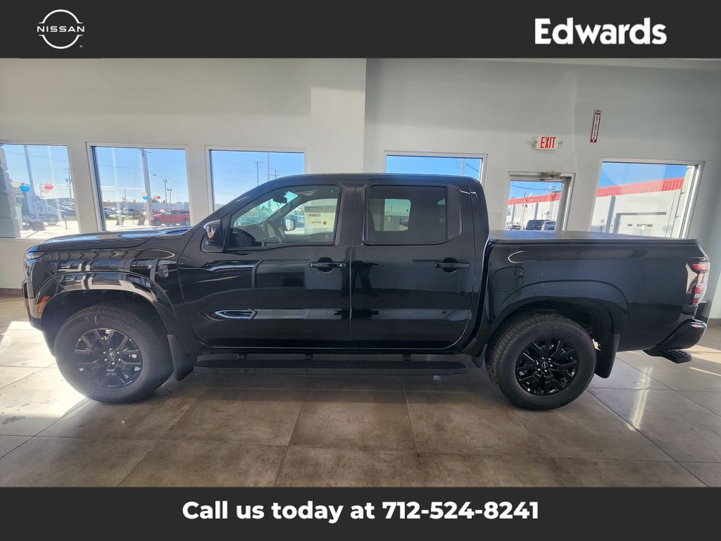 2026 Nissan Frontier SV Crew Cab photo 2
