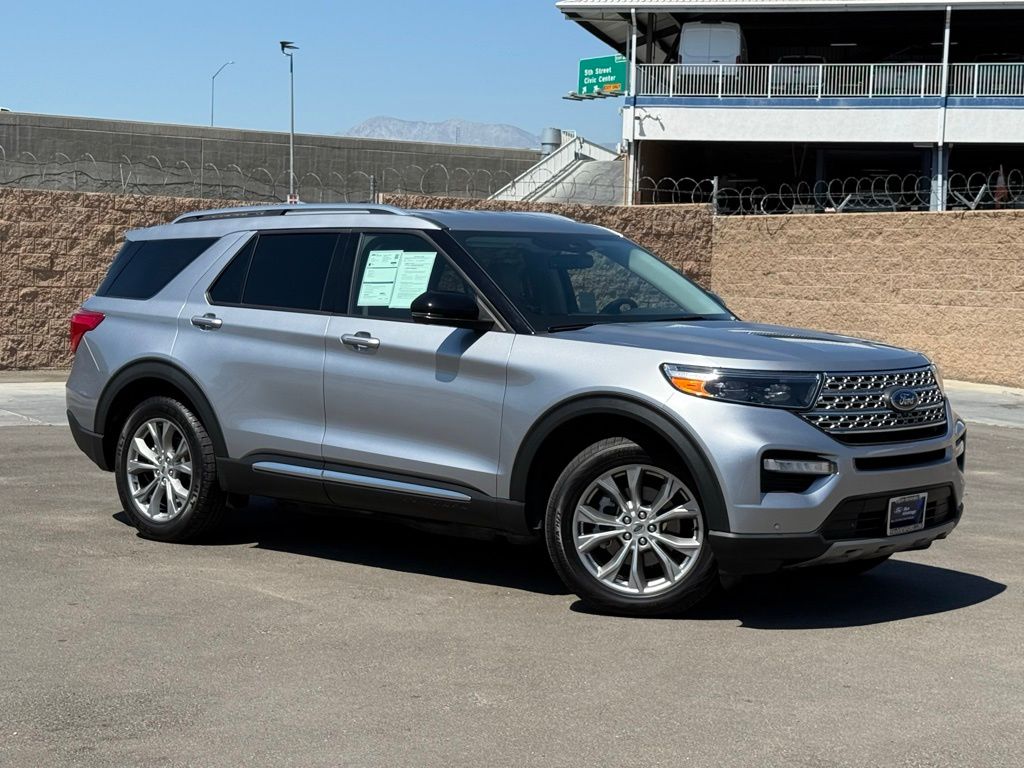 2022 Ford Explorer