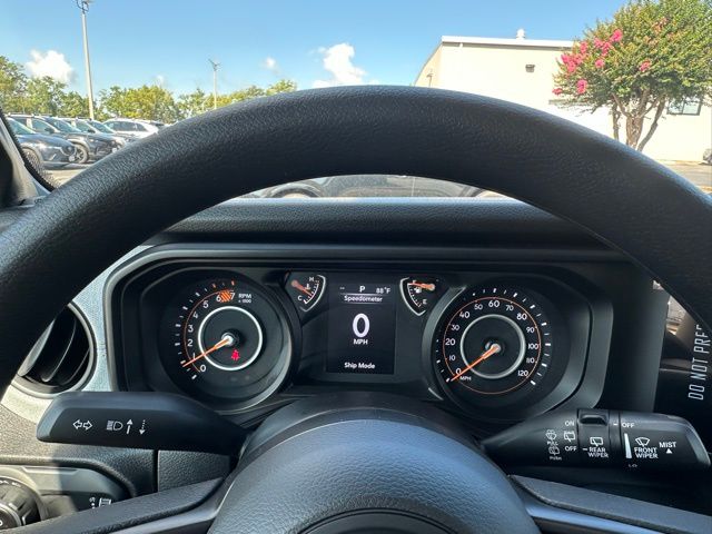 2025 Jeep Wrangler Sport photo 22