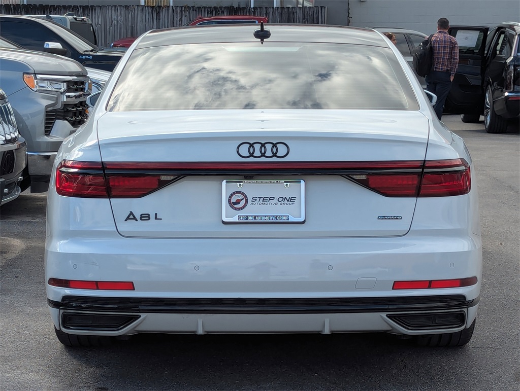 2021 Audi A8 L 55 Quattro photo 5