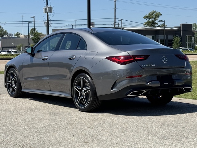 2024 Mercedes Benz CLA 250 photo 4
