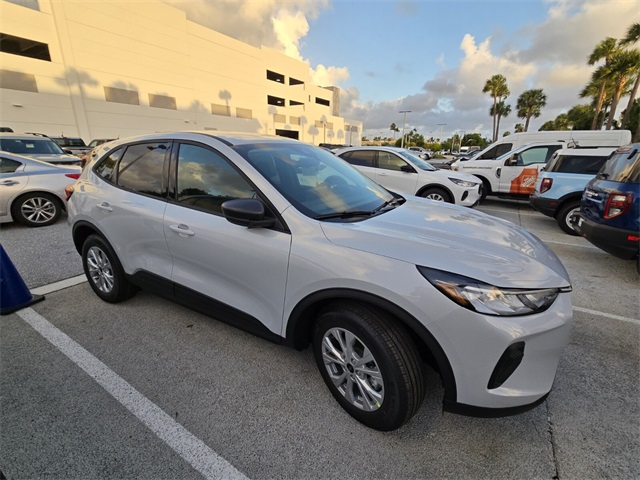 2025 Ford Escape Active photo 2