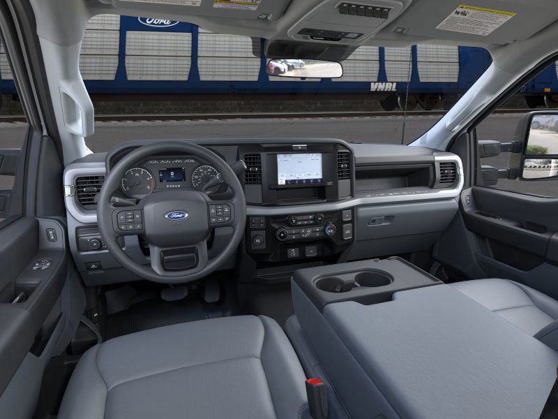 2025 Ford F-450 XL photo 2