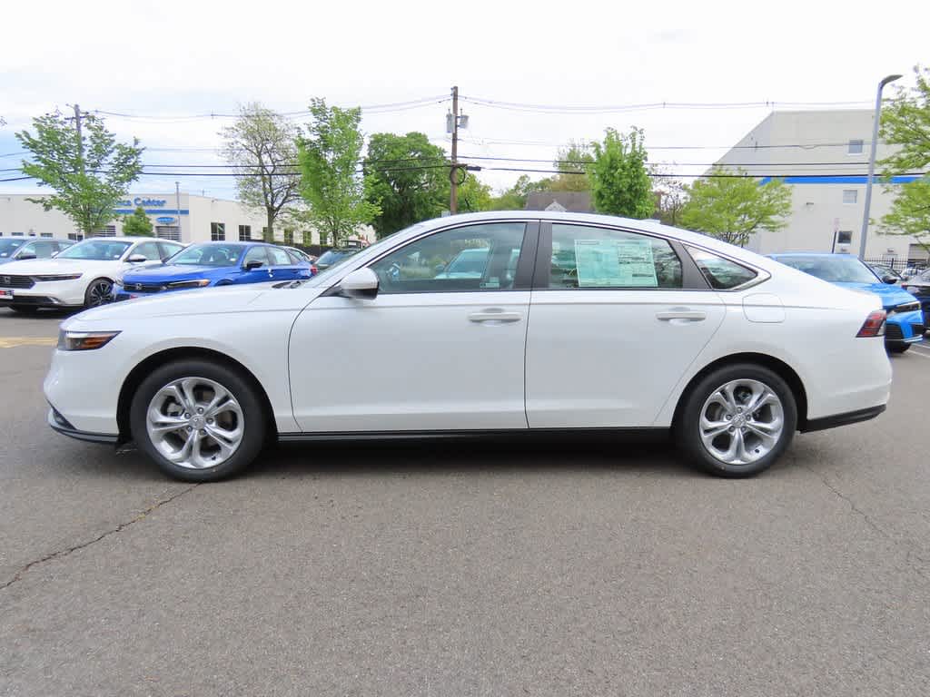 2025 Honda Accord LX photo 3