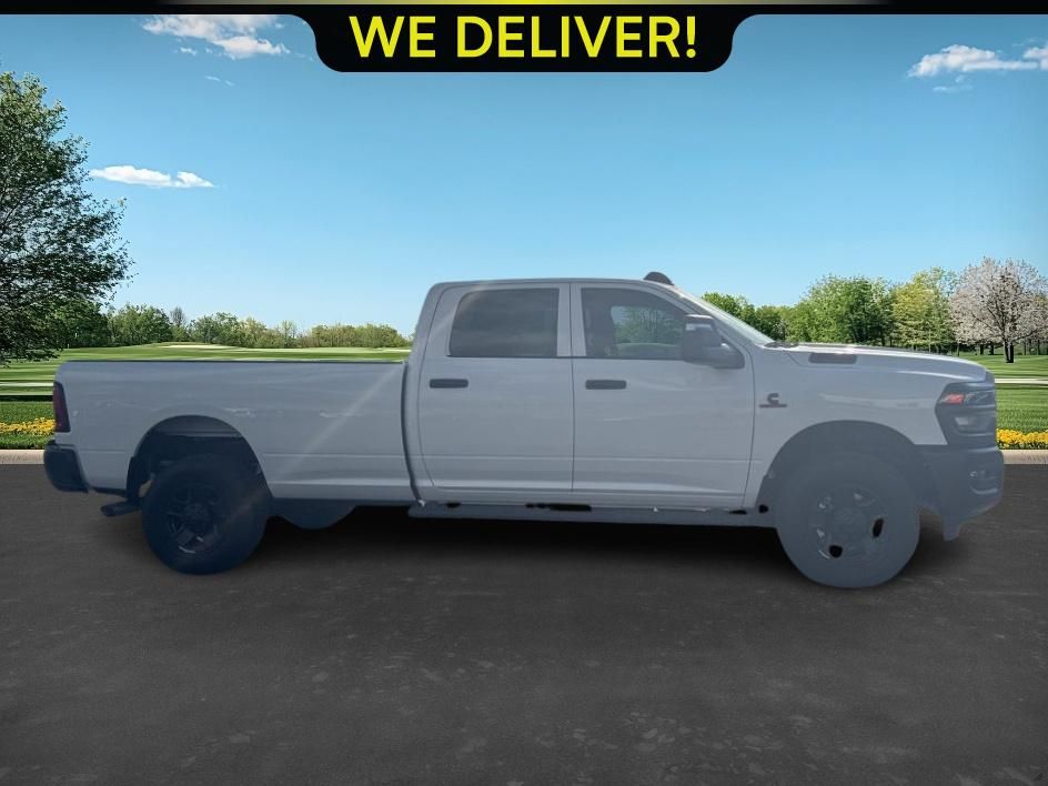 2025 Ram 3500 Tradesman photo 4