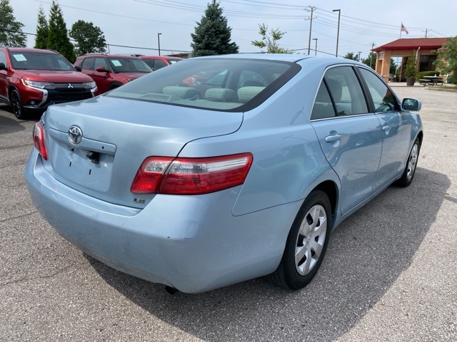 2009 Toyota Camry LE photo 5
