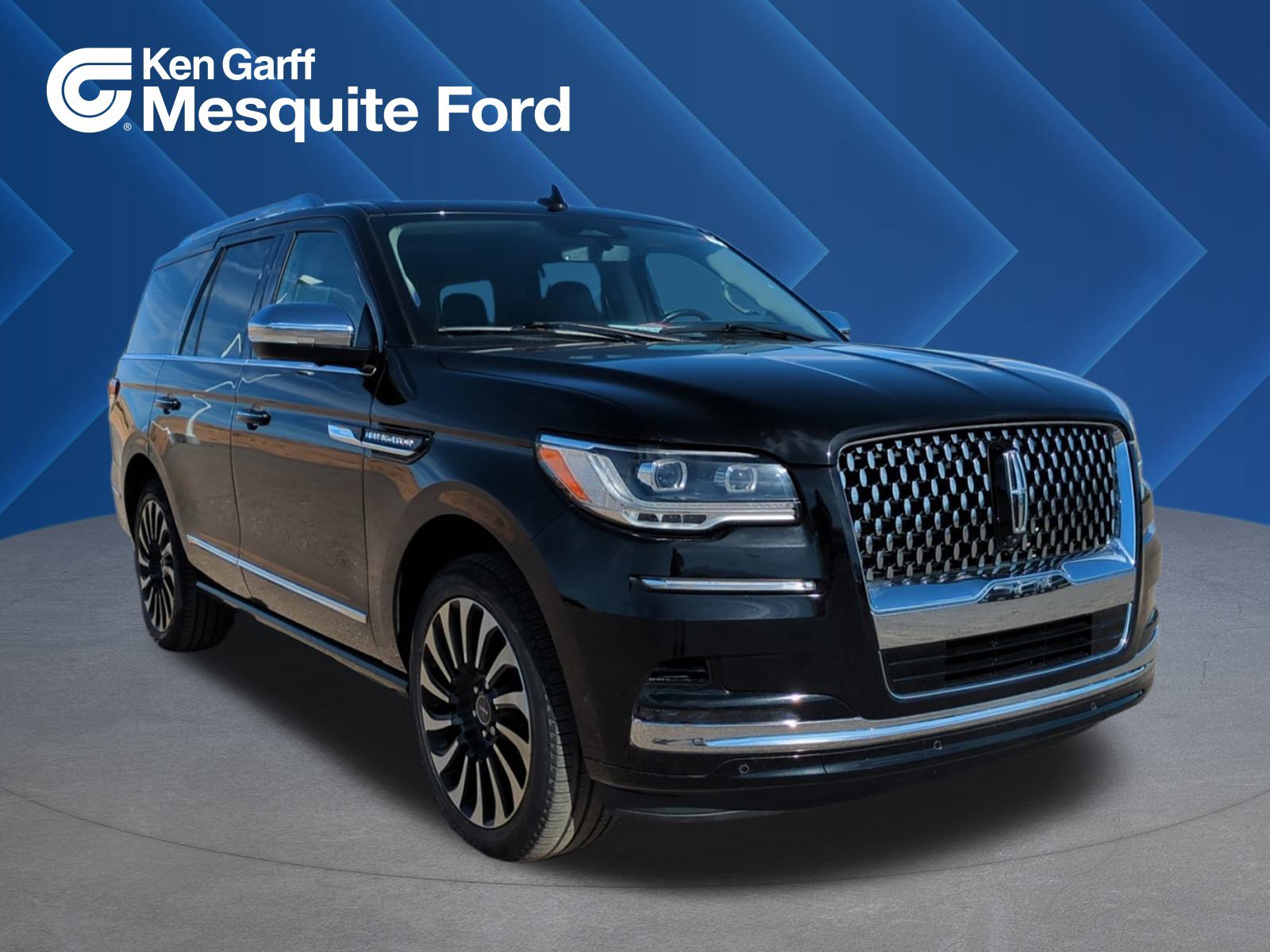 2022 Lincoln Navigator Black Label's photo