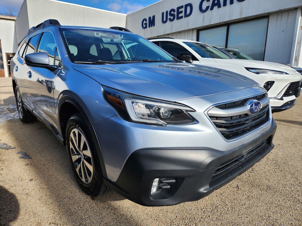 2021 Subaru Outback Premium's photo