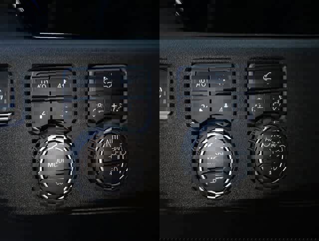 2024 Chevrolet Silverado 1500 RST photo 10