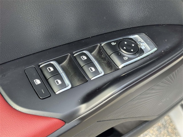 2024 Kia K5 GT-Line photo 25