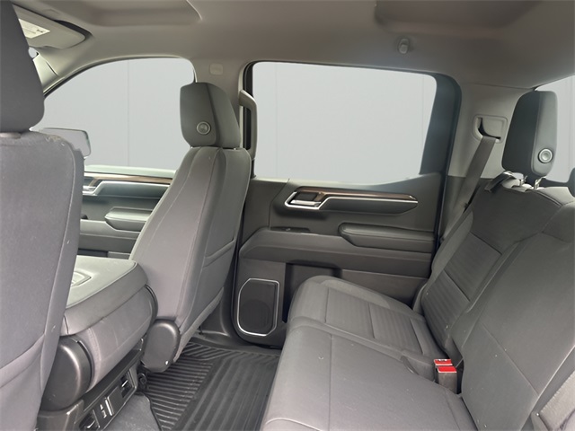 2022 Chevrolet Silverado LT 1500 photo 25