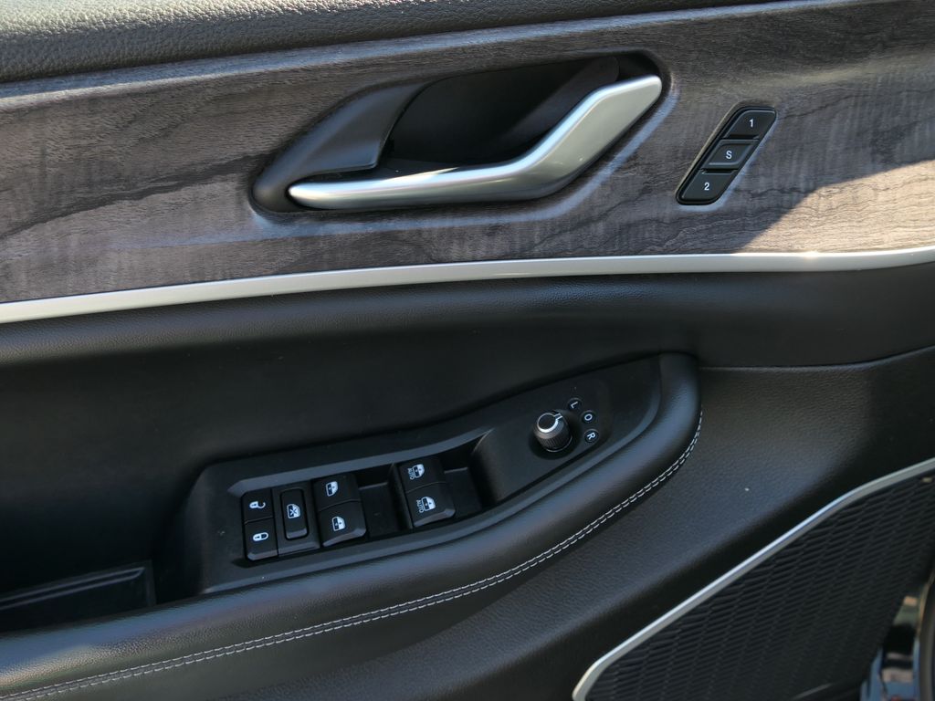 2022 Jeep Grand Cherokee Limited photo 10