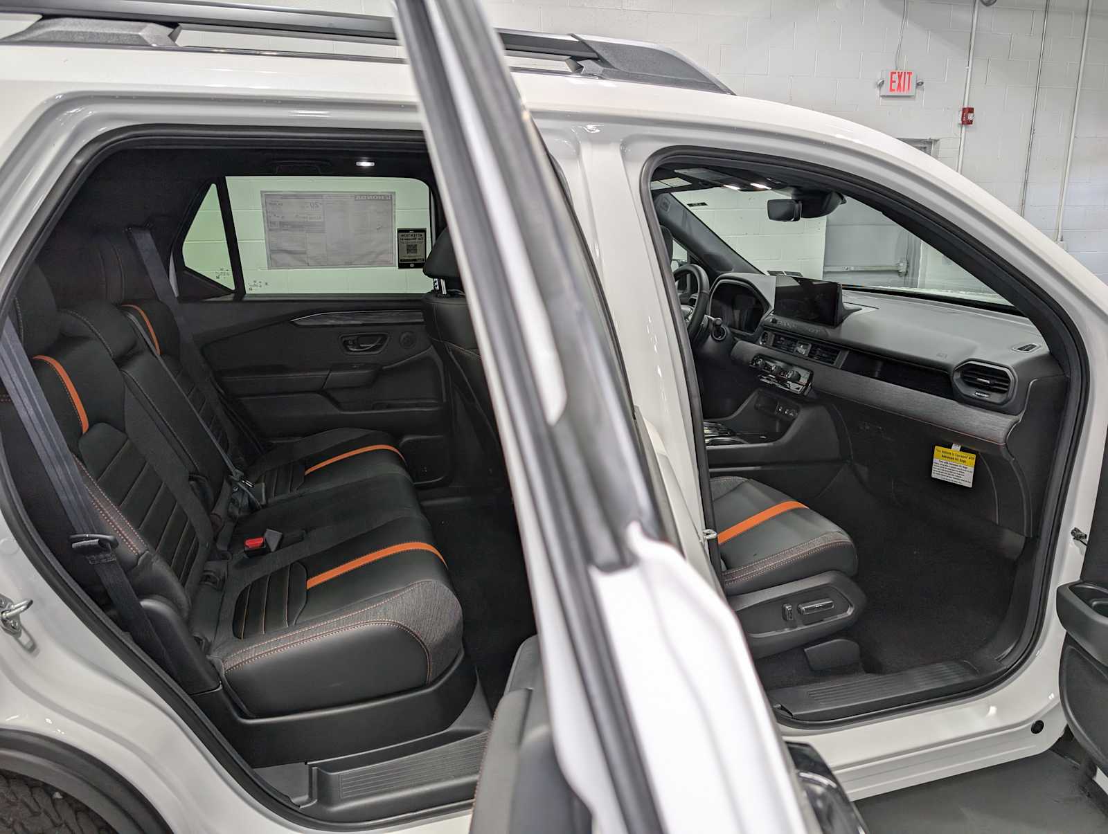 2026 Honda Passport TrailSport photo 4