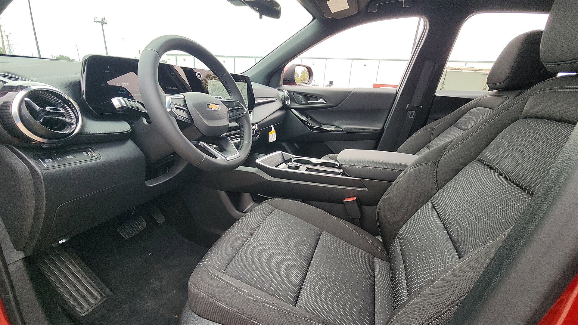 2026 Chevrolet Equinox LT photo 9