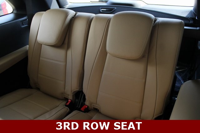 2026 Mercedes Benz GLS 450 4MATIC photo 17