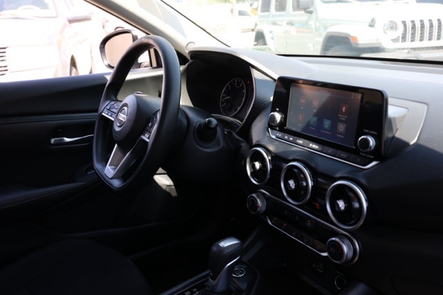 2021 Nissan Sentra S photo 17