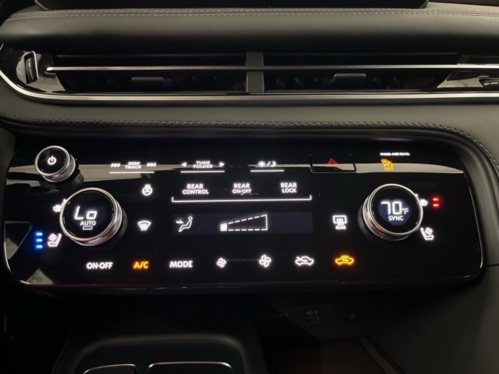 2025 Infiniti QX60 Luxe photo 18