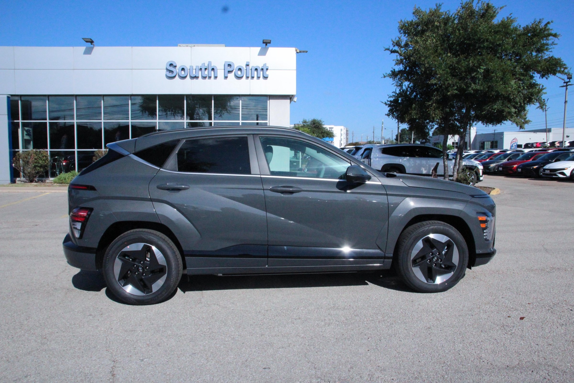 2025 Hyundai Kona Electric Limited photo 4