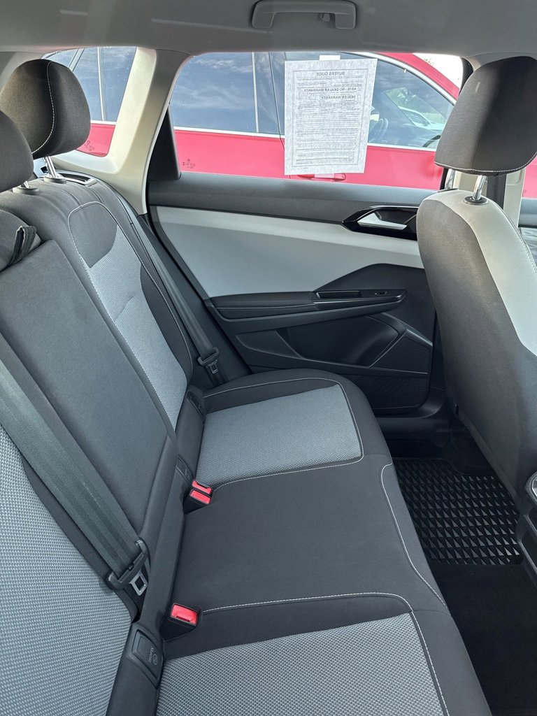 2024 Volkswagen Taos S photo 8