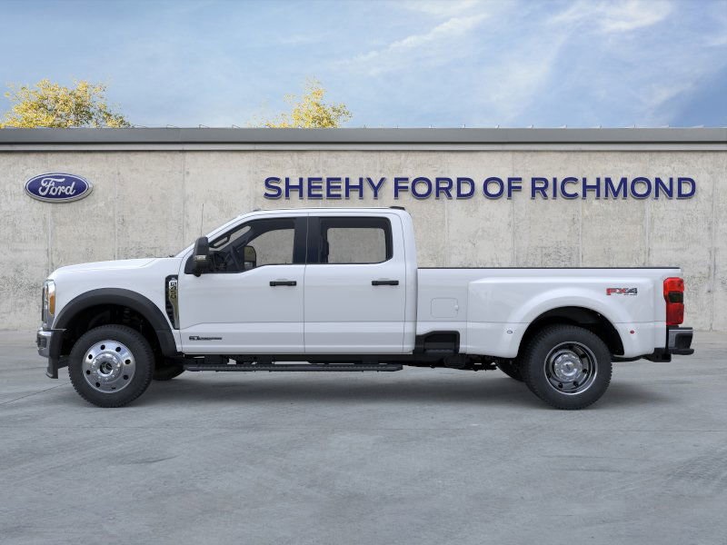 2026 Ford F-450 photo 3
