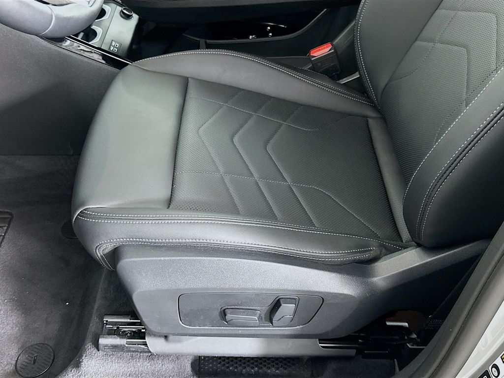 2024 Bmw X1 XDrive28i photo 16