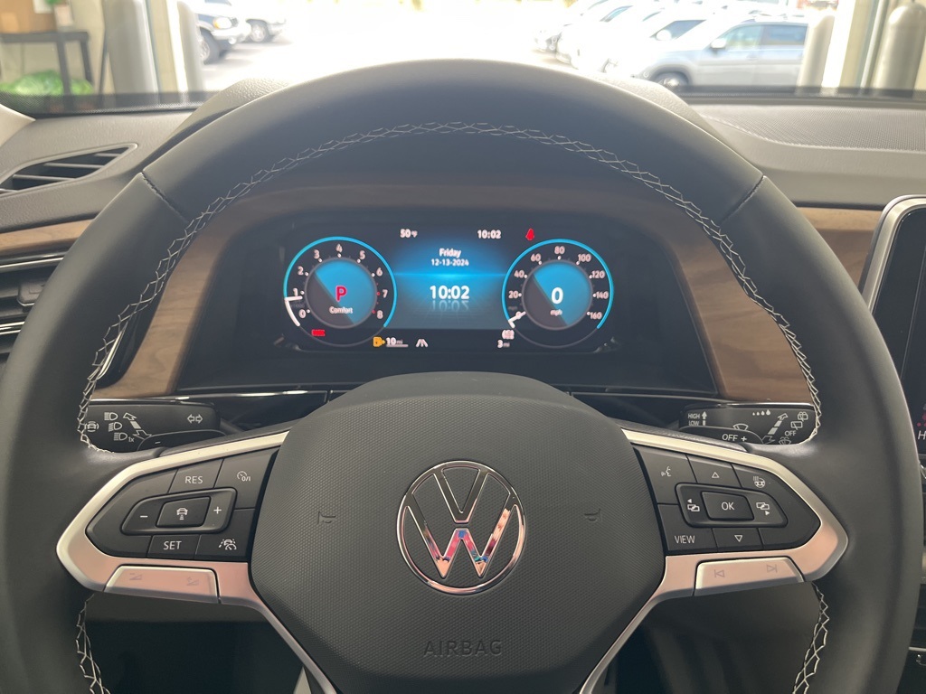 2025 Volkswagen Atlas SE Technology photo 19