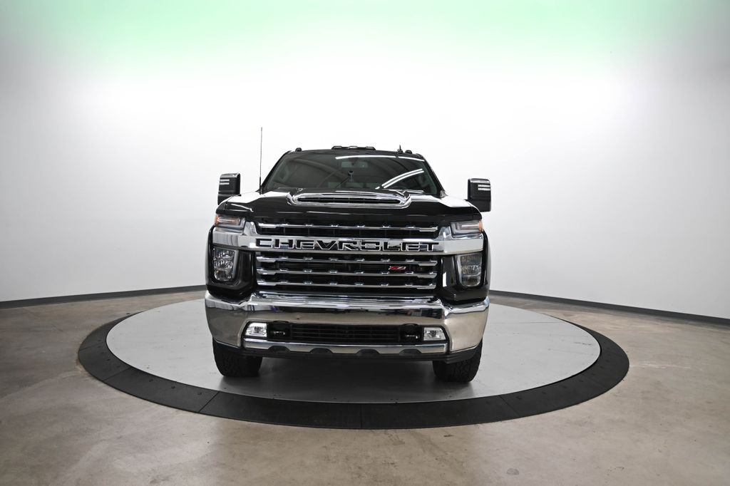 2022 Chevrolet Silverado 3500HD LTZ photo 3