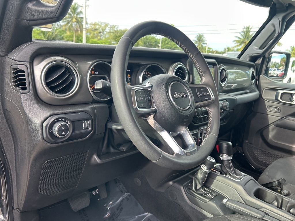 2023 Jeep Gladiator Overland photo 10