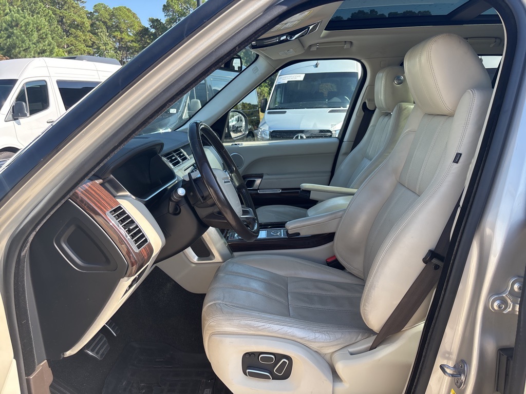 2015 Land Rover Range Rover SuperCharged photo 49