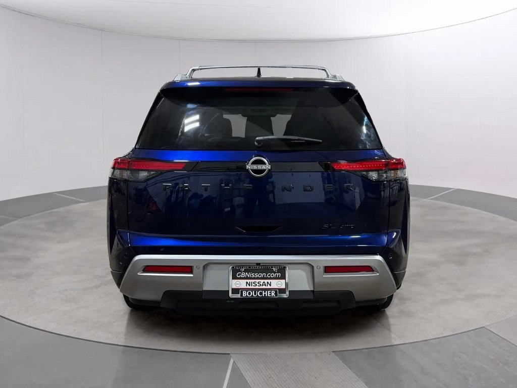 2023 Nissan Pathfinder SL photo 5