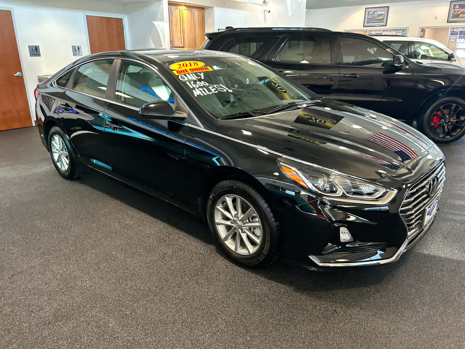 2018 Hyundai Sonata Eco photo 3