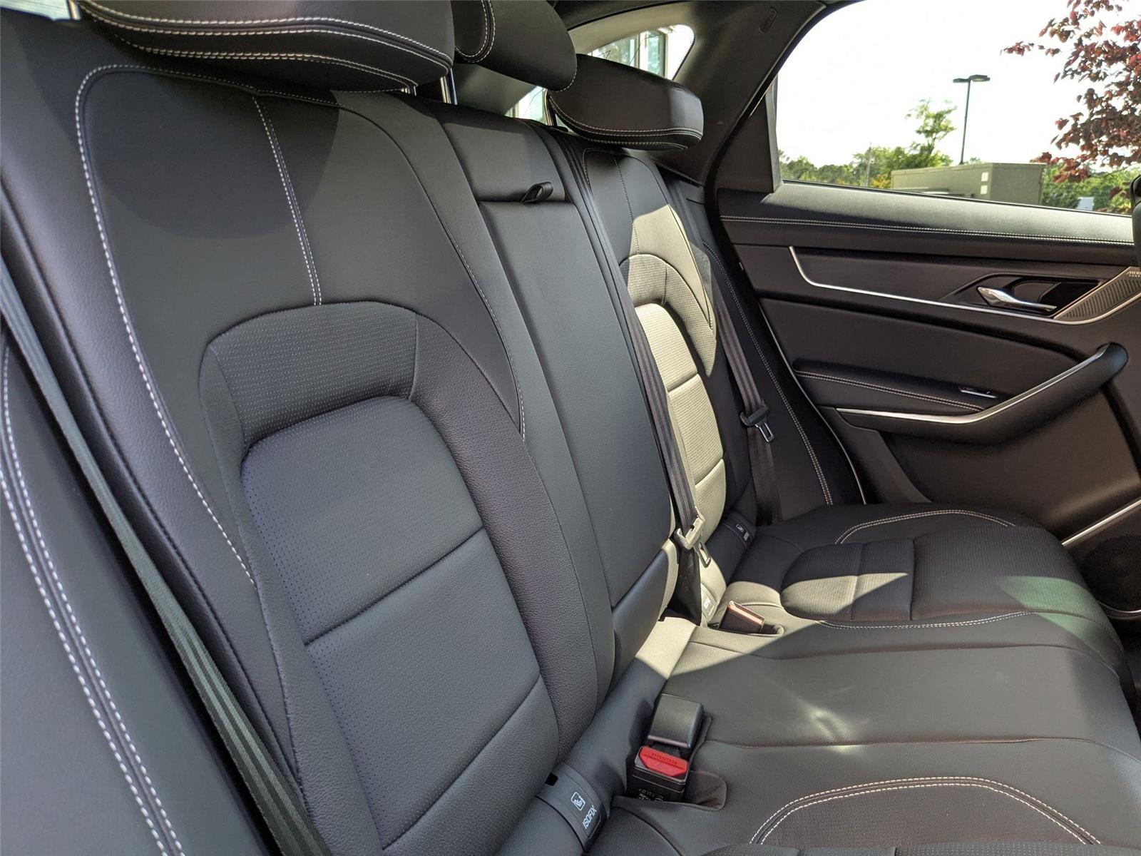 2026 Jaguar F-PACE P250 R-Dynamic S photo 29