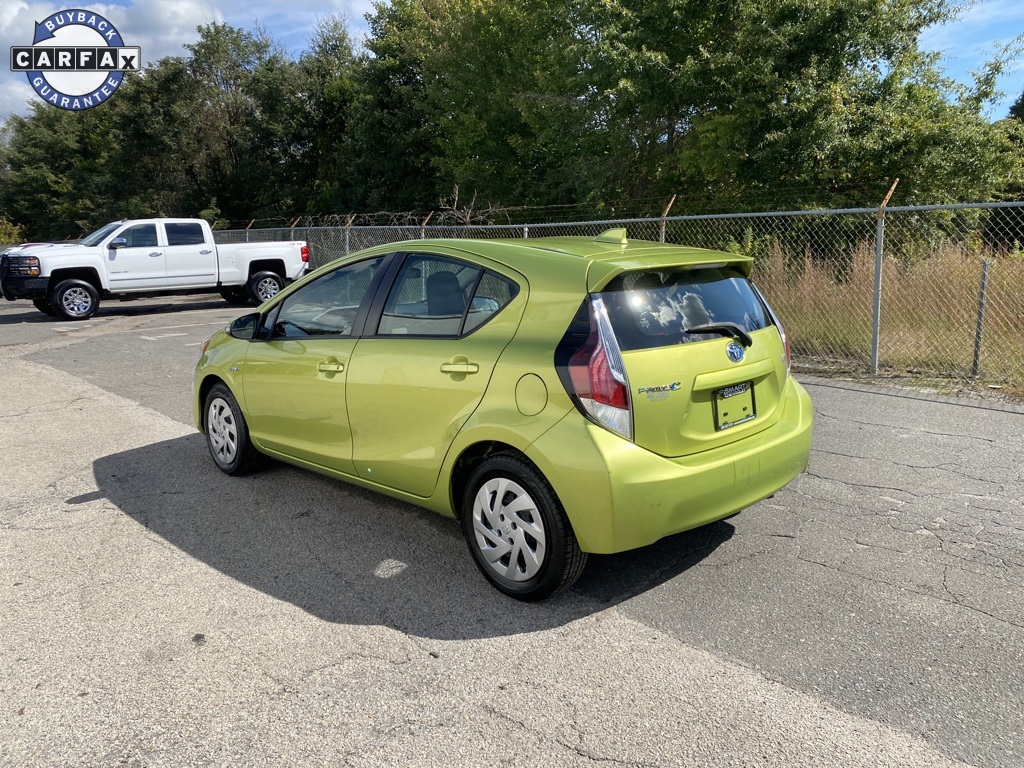 2016 Toyota Prius C One photo 4