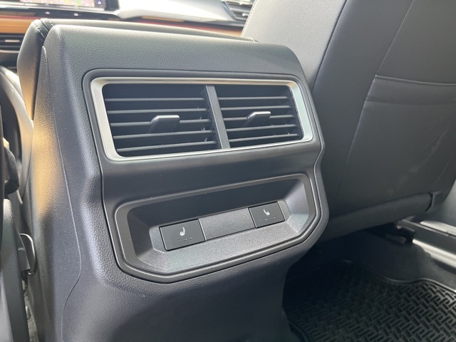 2025 Volkswagen Atlas Cross Sport SEL R-Line photo 50