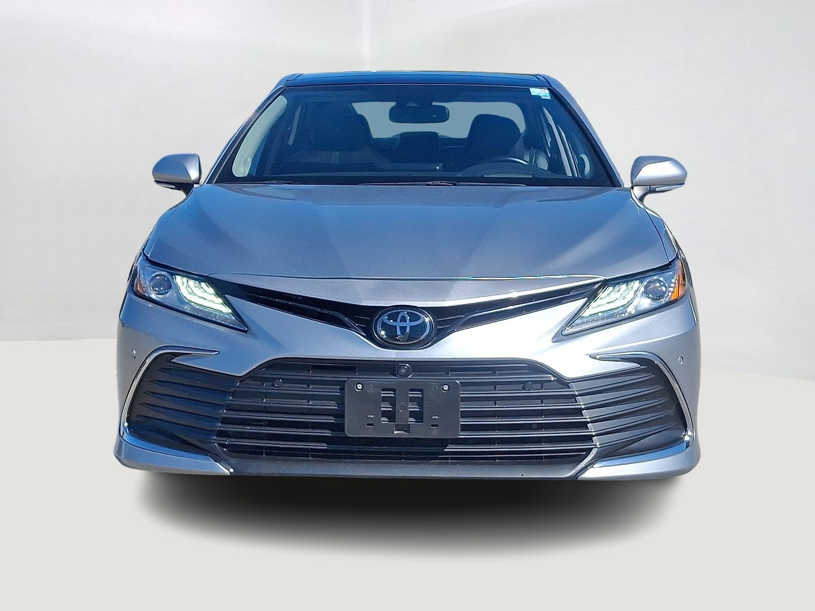 2023 Toyota Camry XLE photo 2