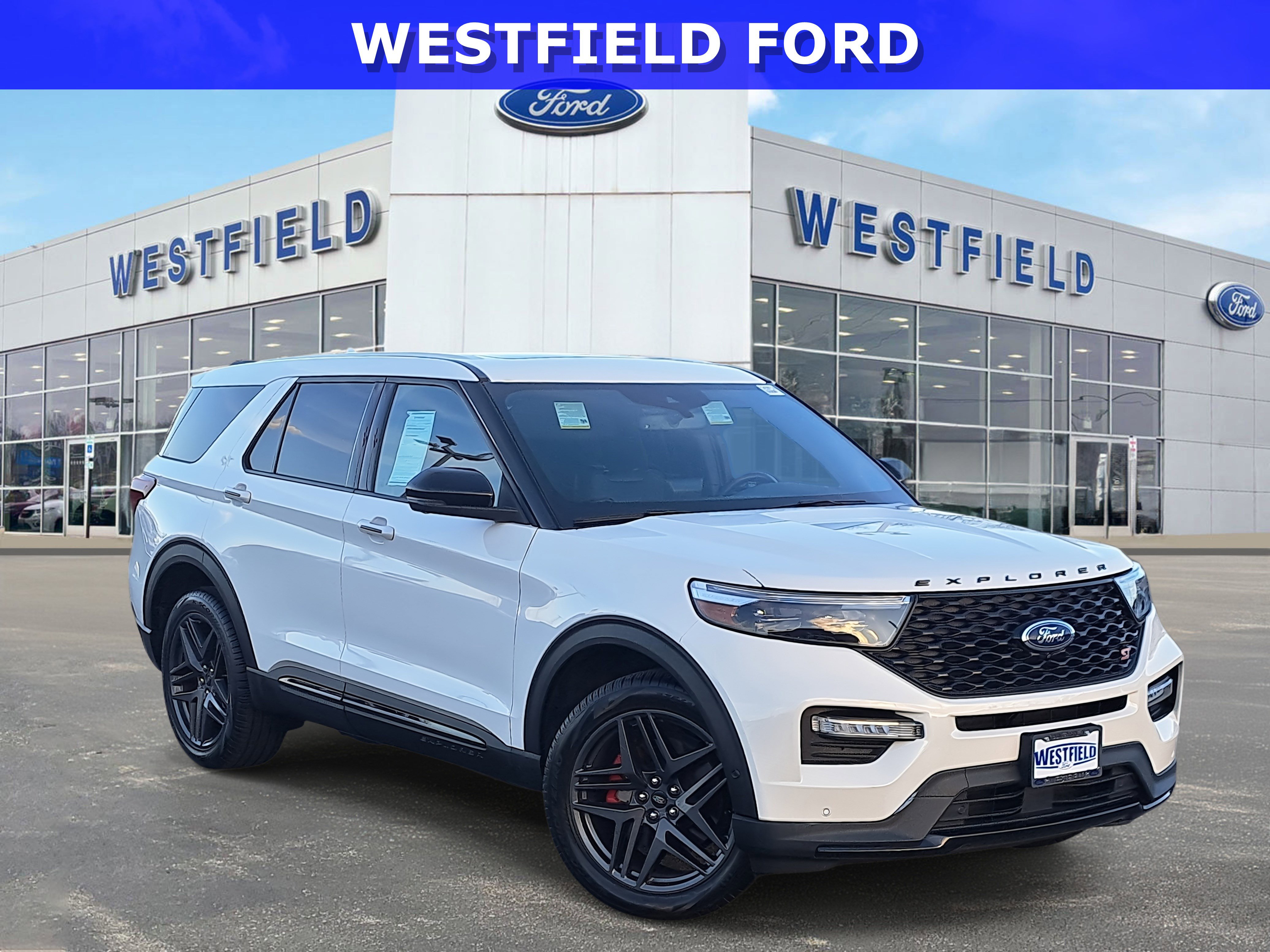 2022 Ford Explorer ST's photo