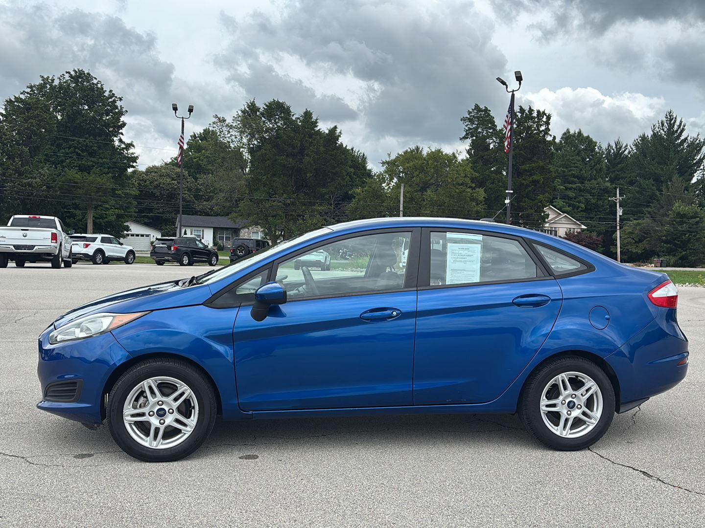 2019 Ford Fiesta SE photo 3
