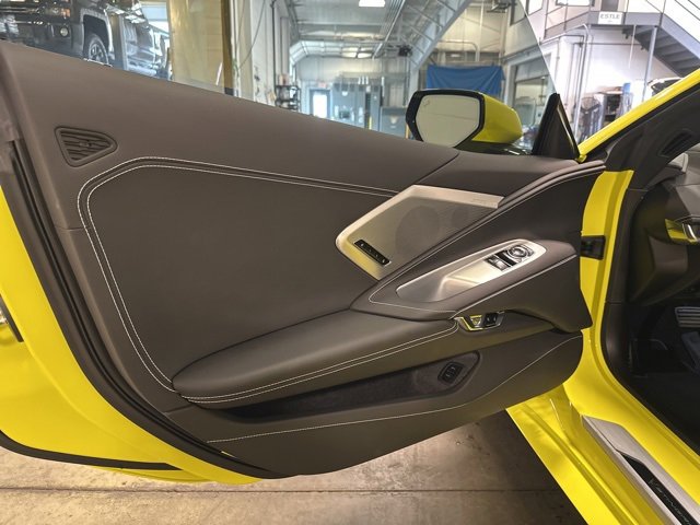2022 Chevrolet Corvette Stingray 2LT photo 11