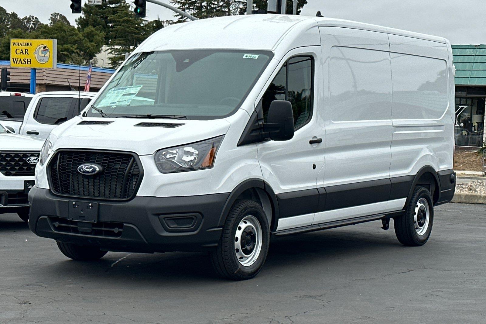 2025 Ford Transit Cargo Van photo 3