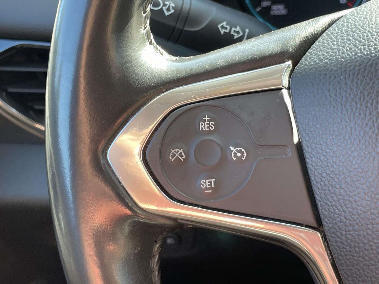 2018 Chevrolet Traverse 1LT photo 19