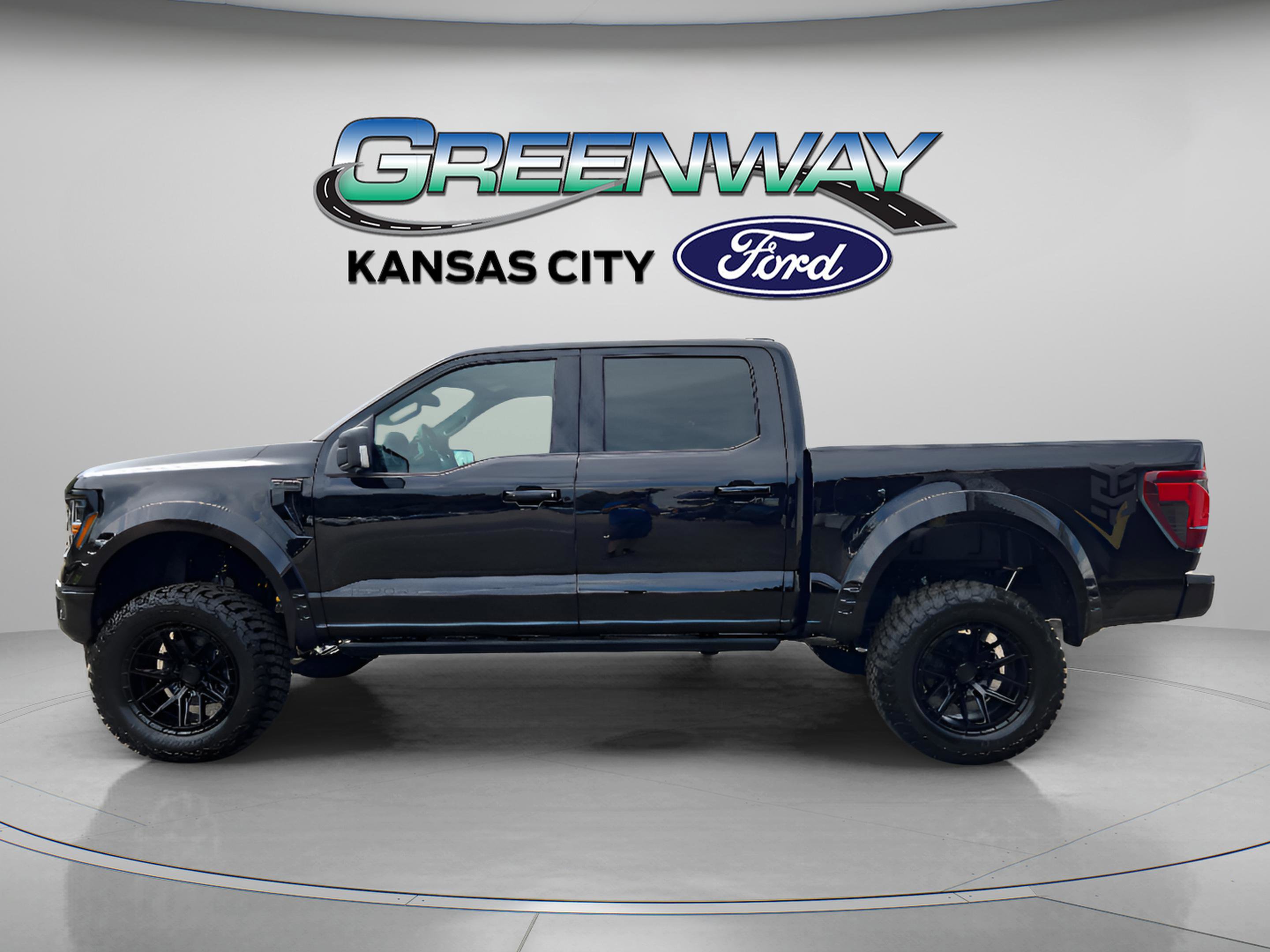 2025 Ford F-150 XLT photo 4