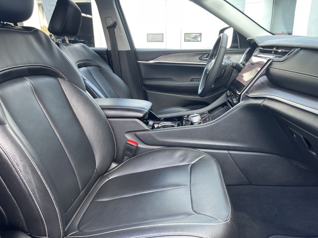2023 Jeep Grand Cherokee Limited photo 17