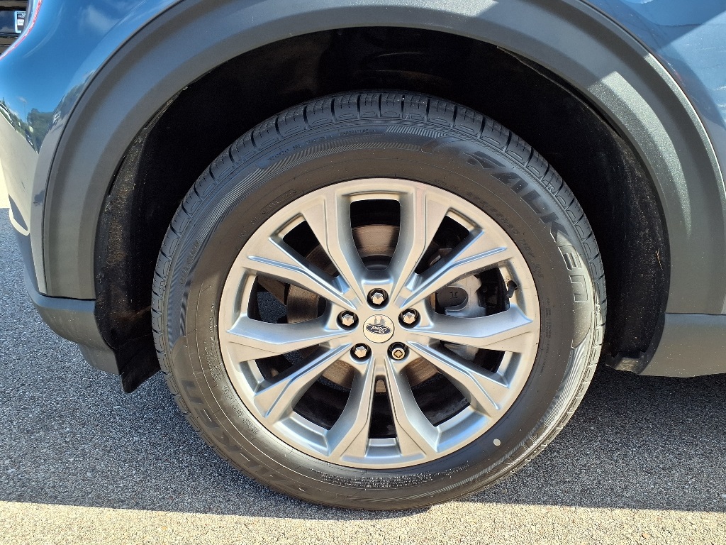 2021 Ford Explorer XLT photo 8