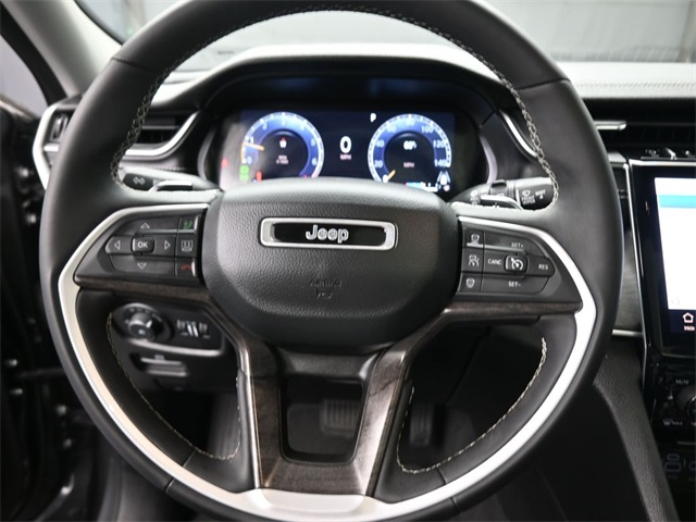 2024 Jeep Grand Cherokee Limited photo 2